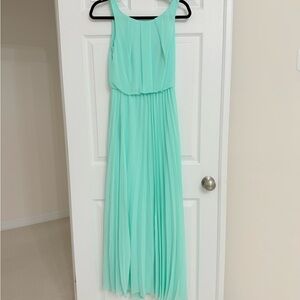 B Darlin Light Green Sleeveless Dress